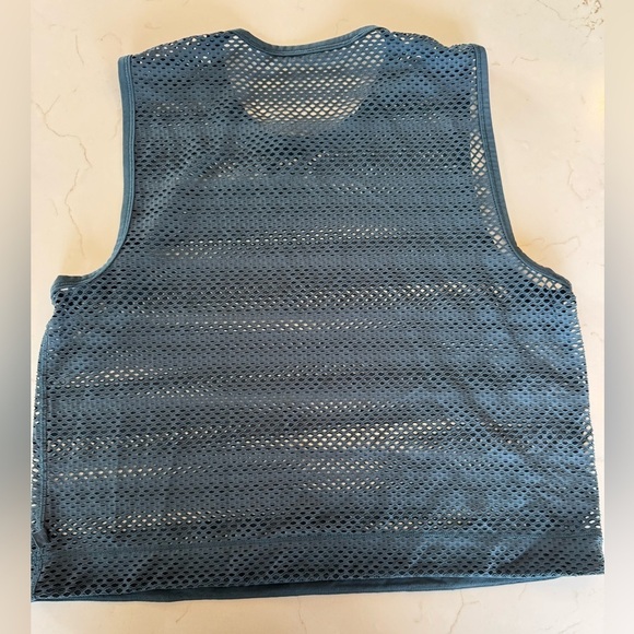 lululemon athletica Blue Mesh Boxy Cropped Tank Top / Medium - Picture 4 of 7
